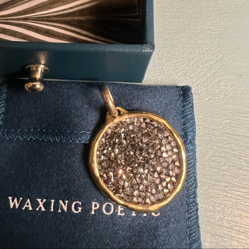Waxing Poetic Kristal Halo Pendant NWOT